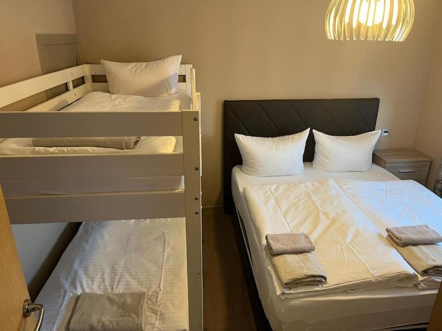 Villa Nadiya App Pool, Parking Torrevieja Zewnętrze zdjęcie