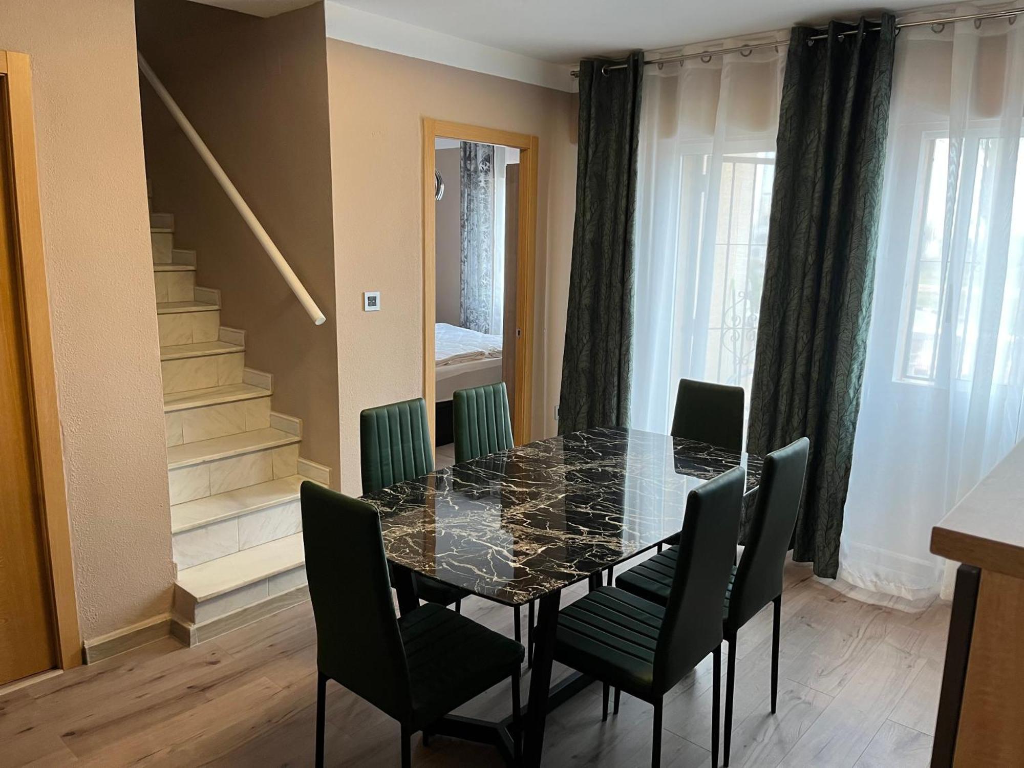 Villa Nadiya App Pool, Parking Torrevieja Zewnętrze zdjęcie