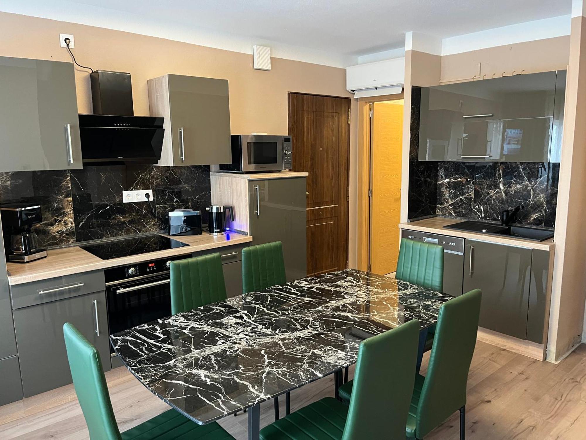 Villa Nadiya App Pool, Parking Torrevieja Zewnętrze zdjęcie